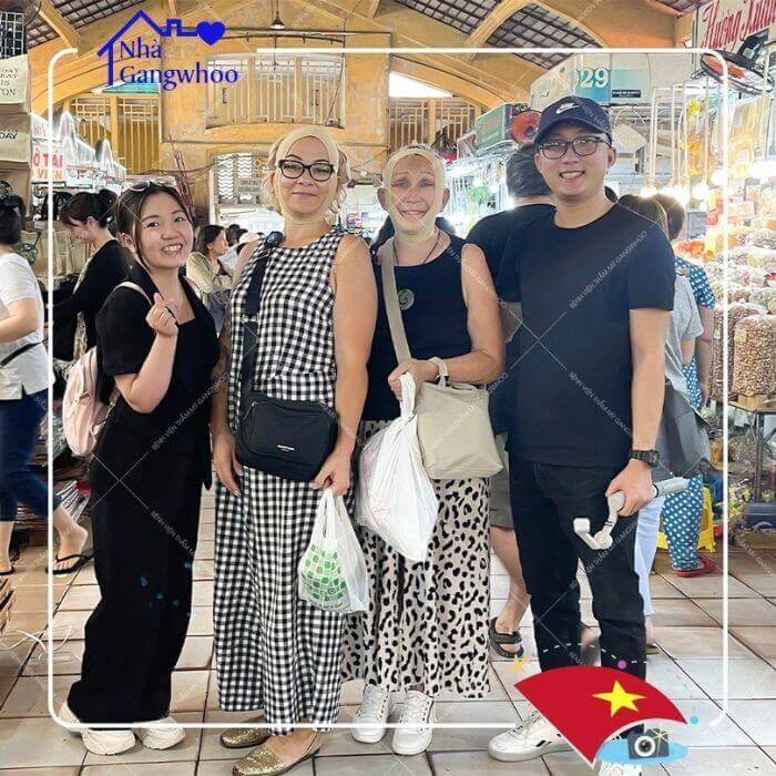 Tổ chức tham quan cho khách quốc tế, nhằm truyền bá văn hóa và kích cầu du lịch Việt Nam